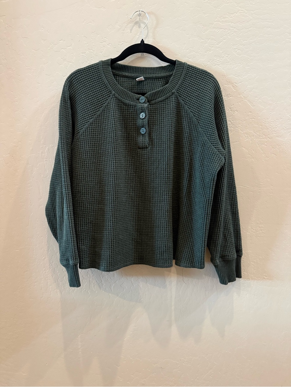 Old Navy Olive Green Waffle Henley Crewneck Sweater